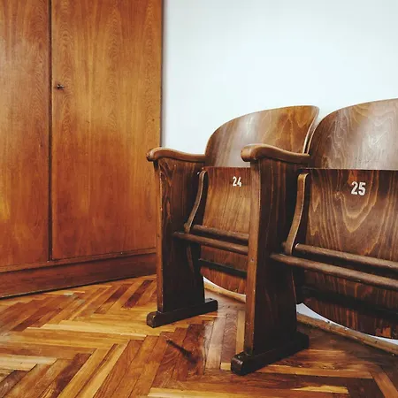 Na Muranowie - Mieszkanie Z Historia I In Muranow - A Flat With History